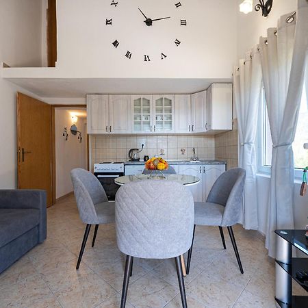 Apartments Ivo Bozinovic Тиват Экстерьер фото